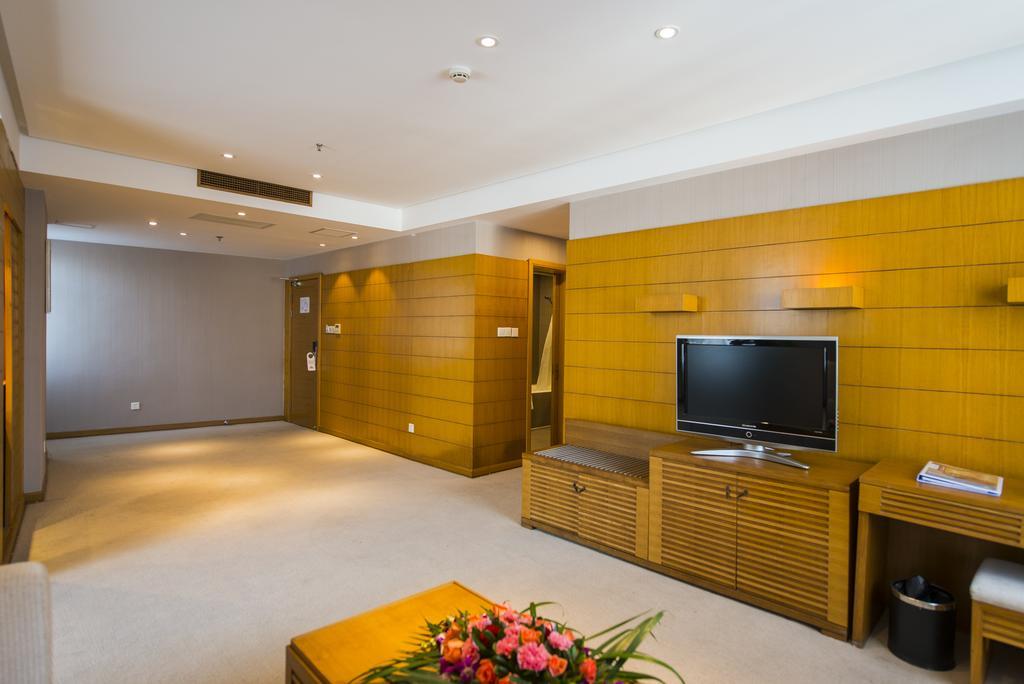 Days Hotel Shanghai Hongkou Forture מראה חיצוני תמונה