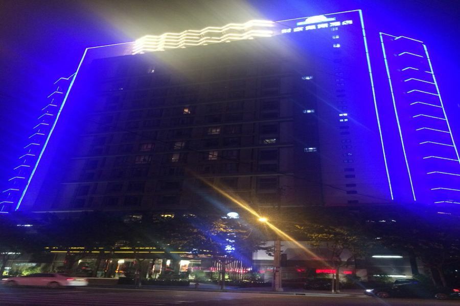 Days Hotel Shanghai Hongkou Forture מראה חיצוני תמונה